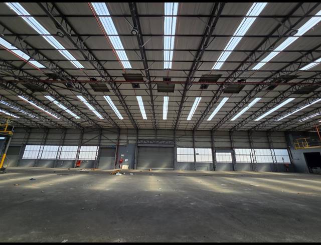 3,023M² WAREHOUSE TO LET IN BENROSE